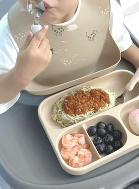 ROCOU罗可宝宝餐盘出口韩国标准食品级儿童硅胶辅食卡通分格餐盘