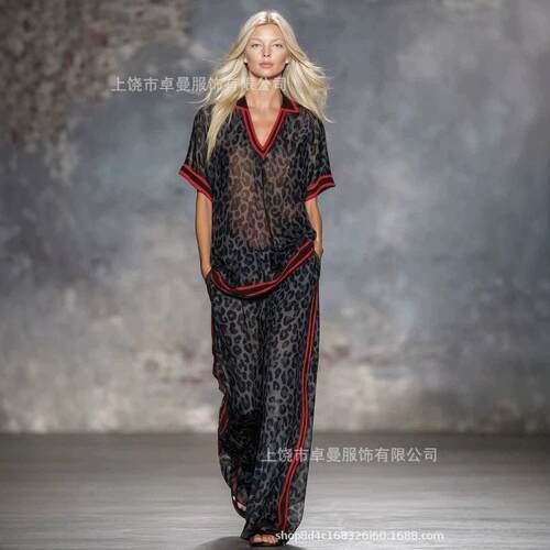 UOOZEE Women's Polyester Fabric Sheer Leopard Print Chiffon