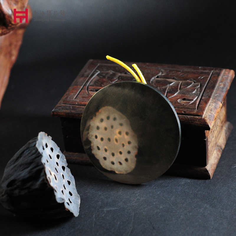 上海博物馆仿西汉铜镜书房青铜器