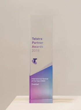 优选新款紫色水晶奖杯定制奖牌定做年F会优秀员工企业荣誉颁奖纪