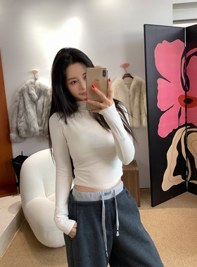 12/23  10AM 徐琳「极简主义」半高领正肩修身短款露脐棉感上衣