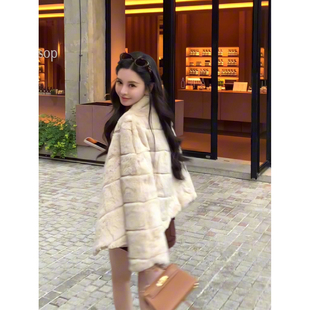 11/11 10AM 徐琳「千金兔」安哥拉兔毛立领间革工艺皮草外套