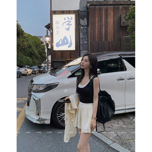 徐琳mini混纺大U领针织背心