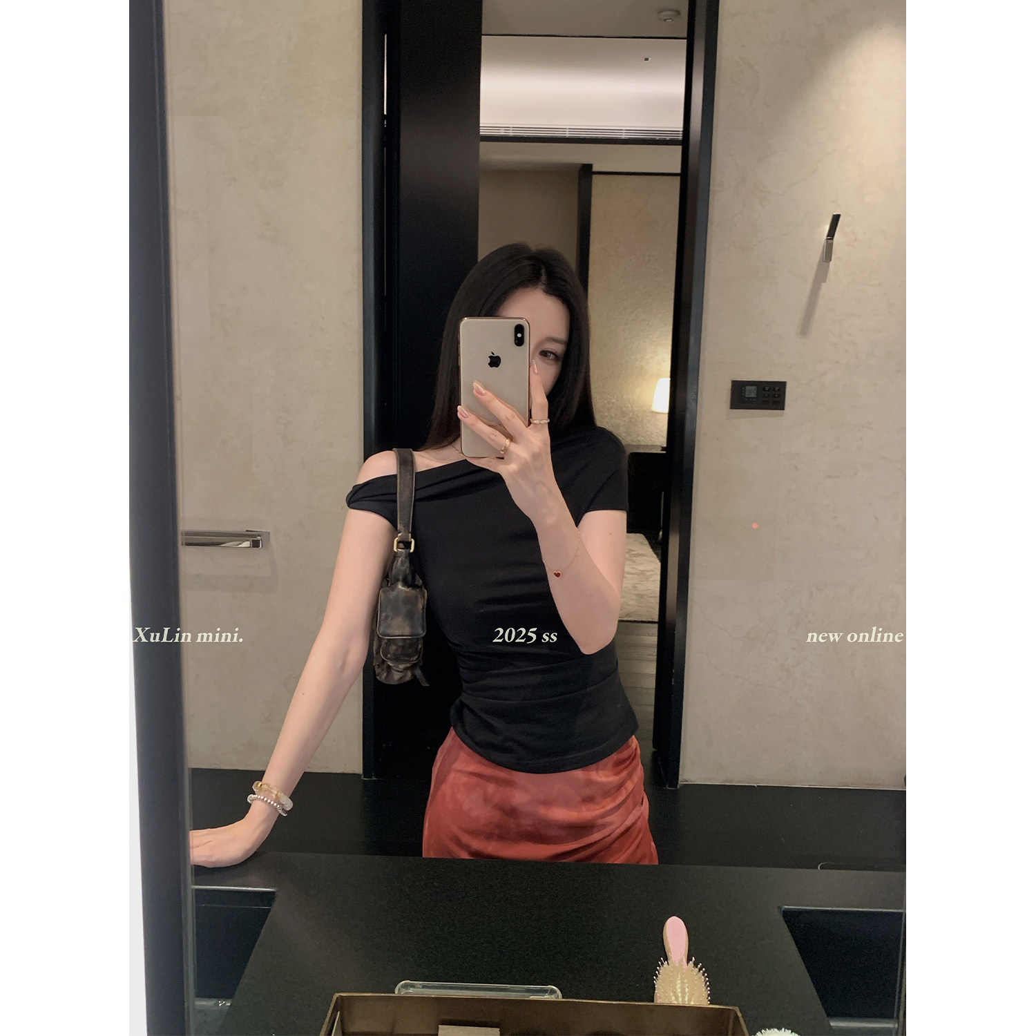 MINI STUDIO徐琳「香肩欲系」辣妹性感设计感不规则斜露肩短上衣t