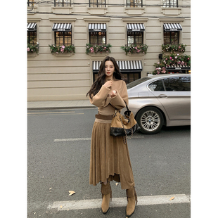 10AM徐琳「城市游牧风」不规则哑光麂皮质感褶皱高腰半身裙