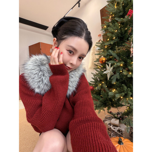 12/11 10AM 徐琳 「圣诞战袍」竖坑条可拆卸染尖毛领翻领针织外套