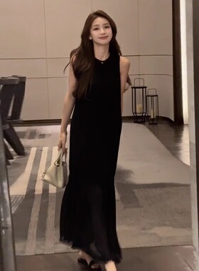 女神范气质洋气优雅长裙高端精致高级感赫本风黑色无袖连衣裙夏季