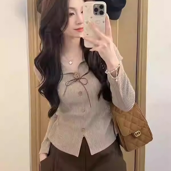 大码女装复古v领长袖t恤2025新款秋季胖mm遮肚显瘦上衣内搭打底衫