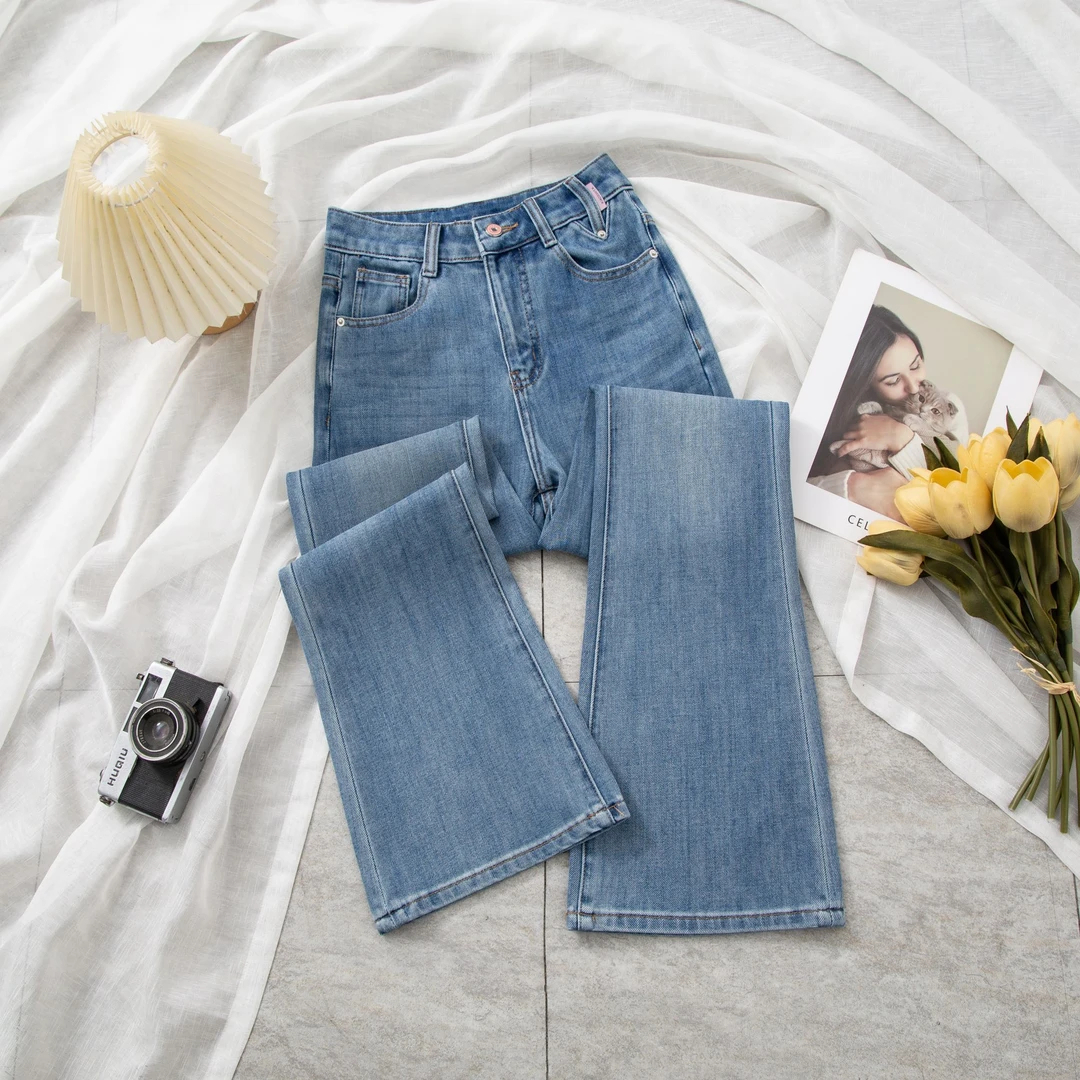 2025春季新品时尚弹力微喇牛仔裤女高腰显高显瘦百搭修身马蹄长裤