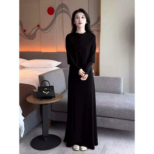 时尚高级感赫本风慵懒斗篷毛衣打底针织半身裙高端精致两件套冬装