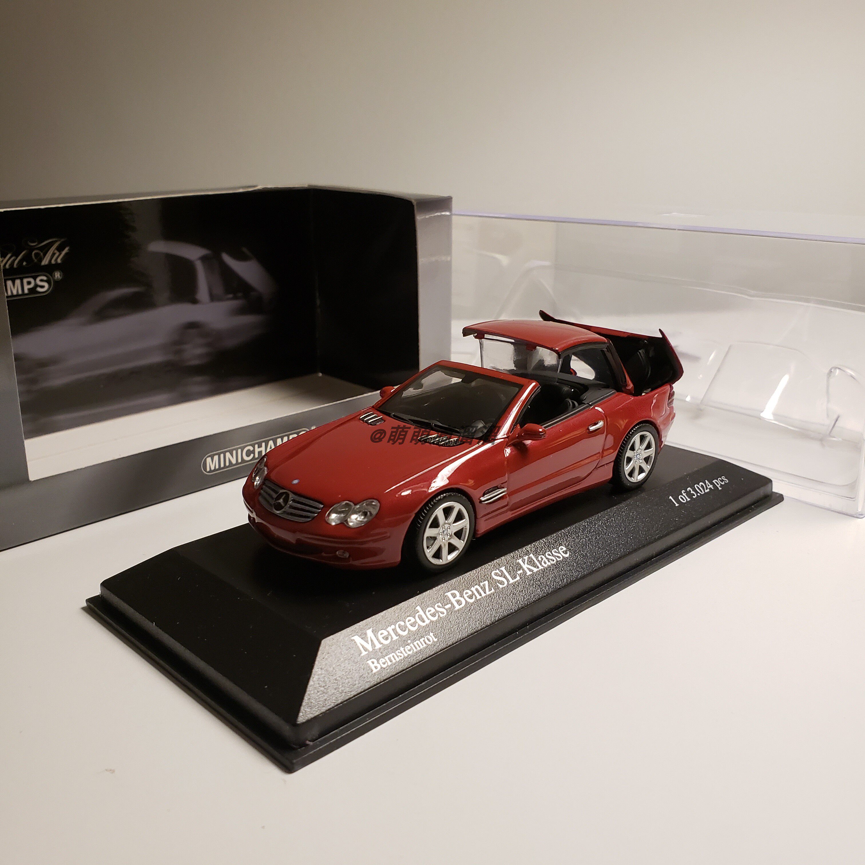 Minichamps/迷你切 1:43 奔驰 Benz SL 折叠篷合金车模摆件礼物
