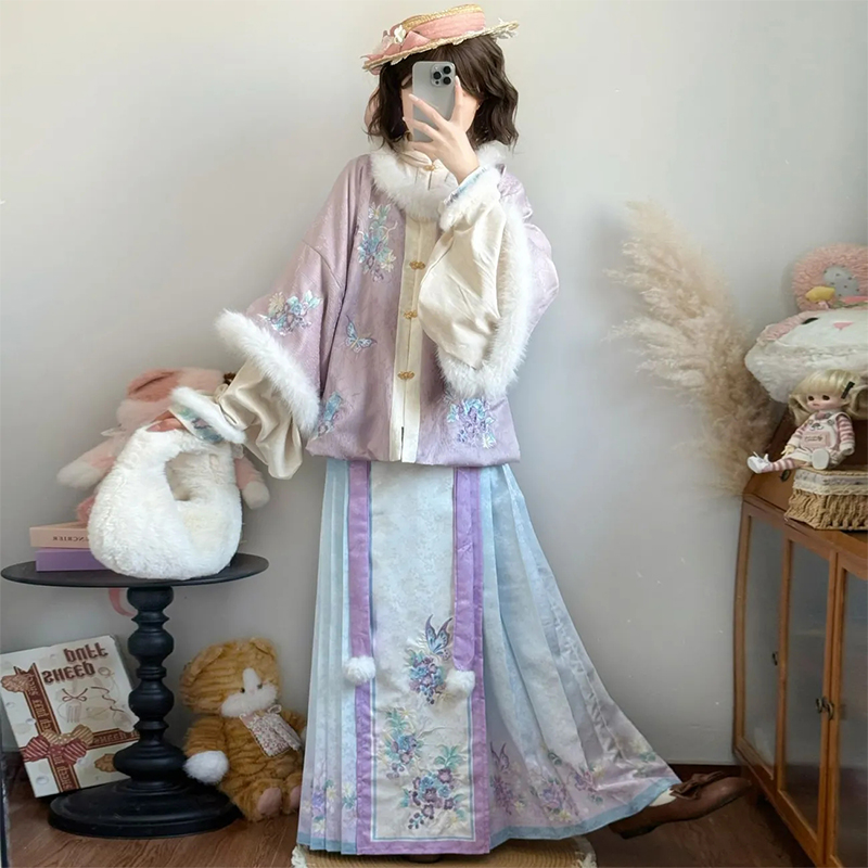 汉服女刺绣圆领半袖立领琵琶袖一片式马面裙冬款保暖加重工三件套