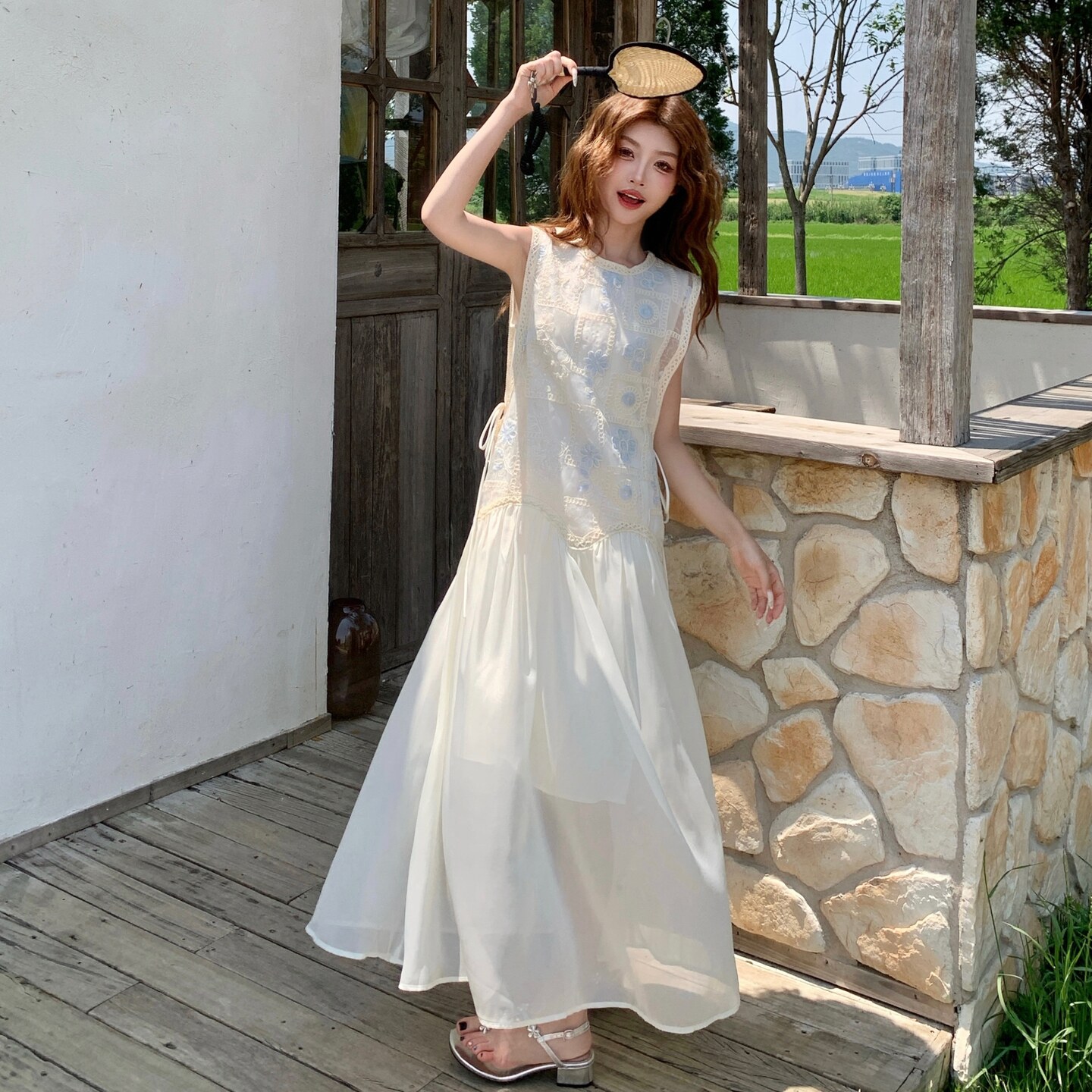 2025夏季新款特种绣花面料连衣裙8835款P140K208,女装连衣裙,鑫慧