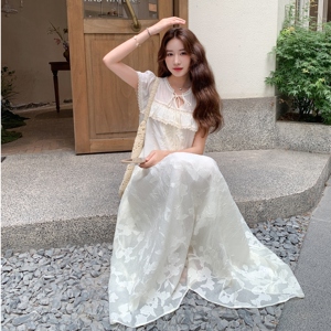 温柔系白月光法式连衣裙女夏季2025新款法式浪漫度假风蕾丝长裙子图片