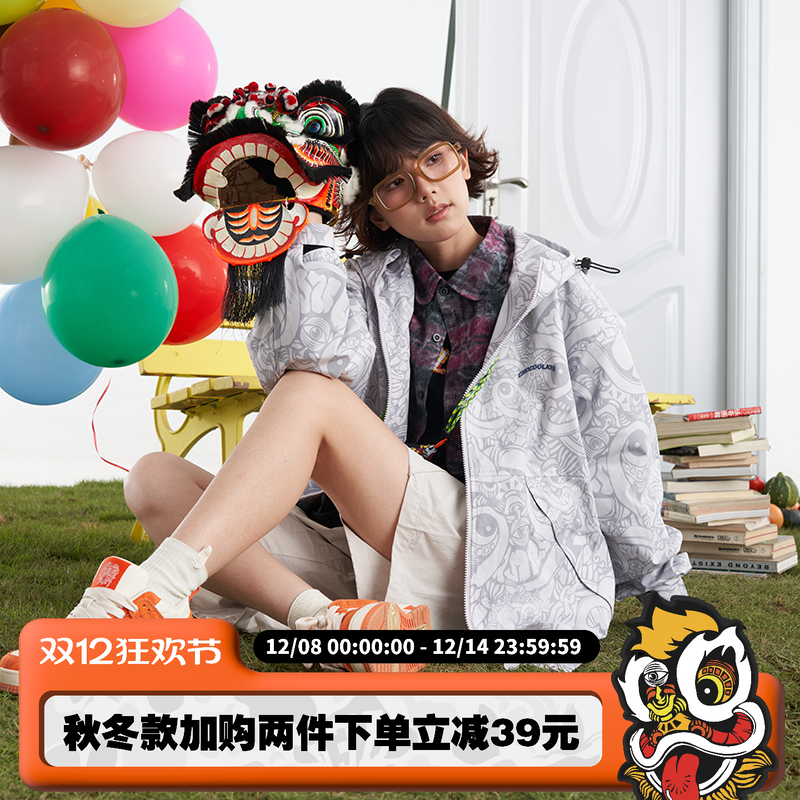 CHOCOOLATE联名刺绣连帽夹克外套