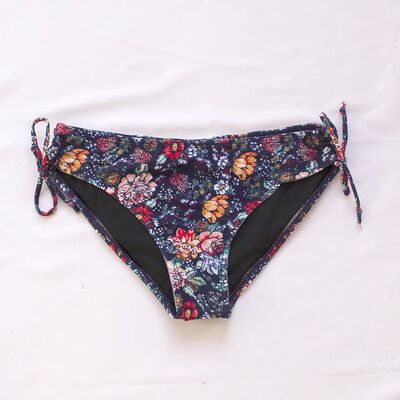 Floral Bandage Basic Bikini Tanga Brazilian Bikinis Women Bo