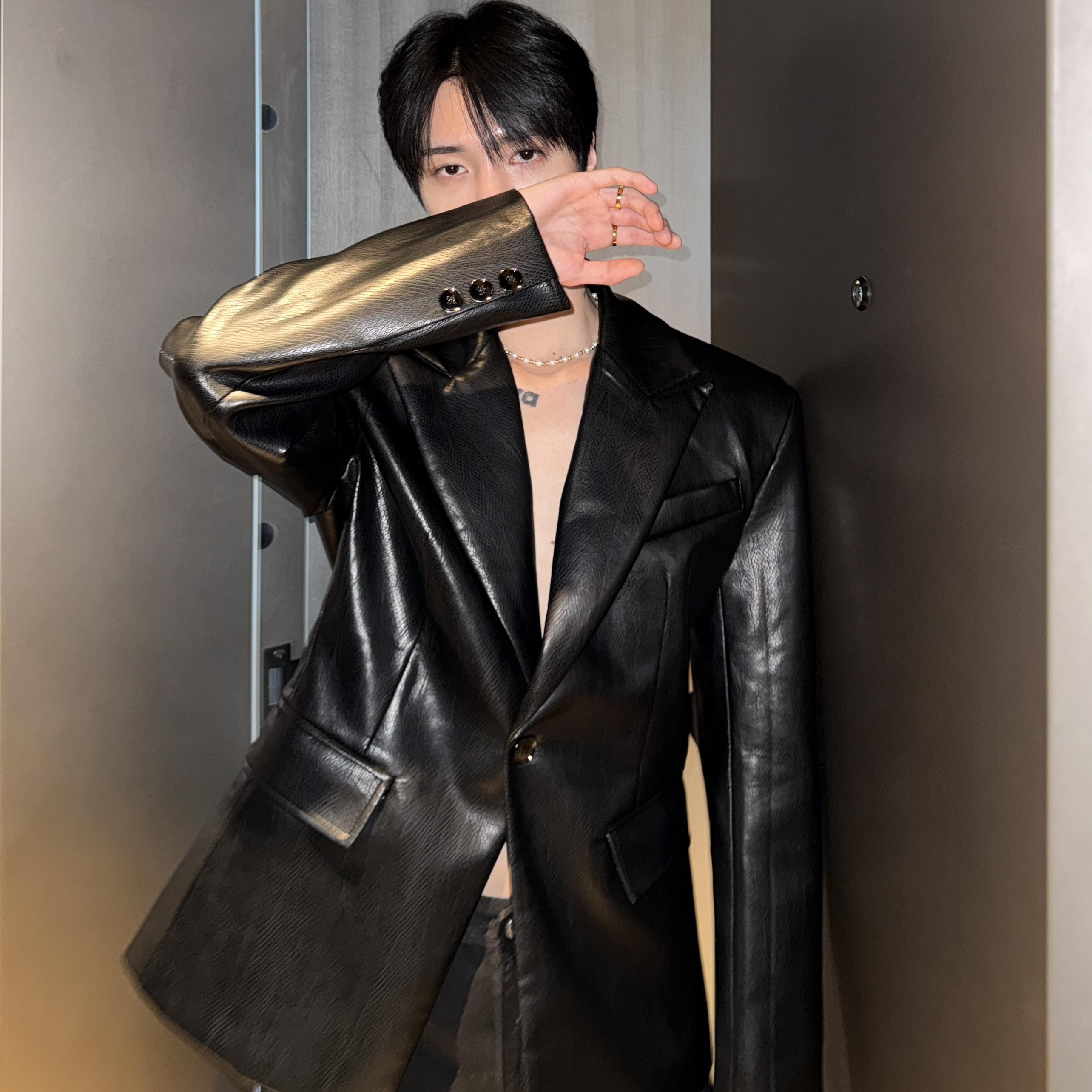 子上男装无性别修身塑形皮衣西服外套青年基础休闲复古保暖仿皮