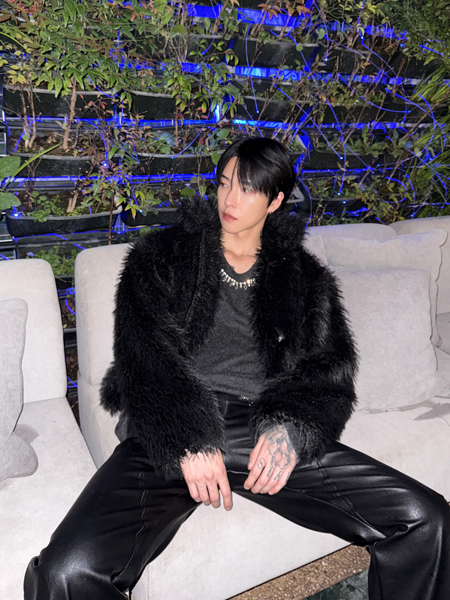 겨울 새 남성 파괴 된 복고풍 두꺼운 따뜻한 느슨한 틈새 디자인 짧은 면 모피 코트 유행