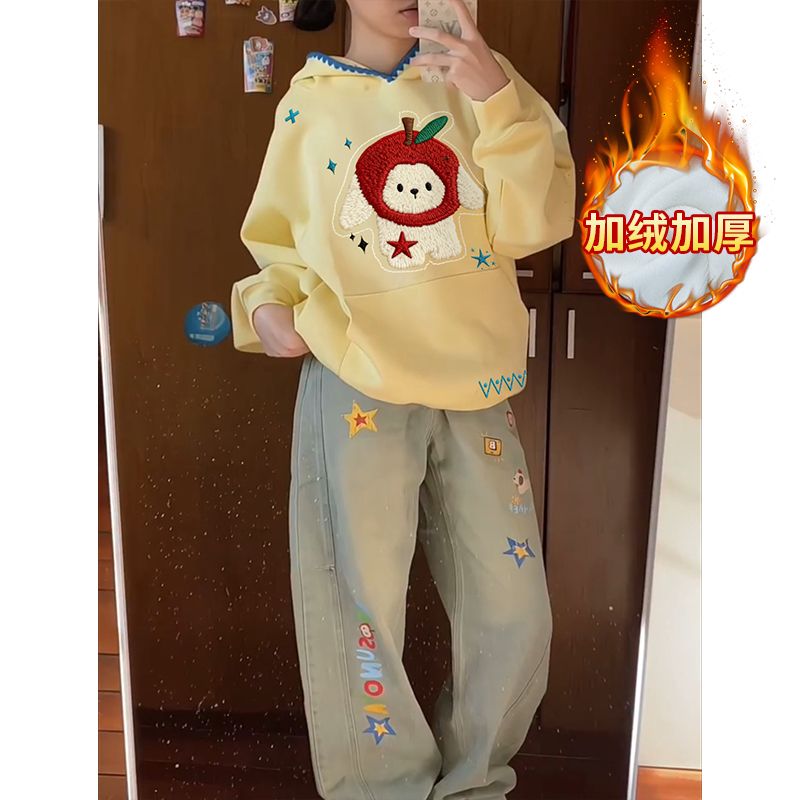 2025新款可爱苹果小狗刺绣连帽卫衣女加绒加厚宽松慵懒风黄色上衣