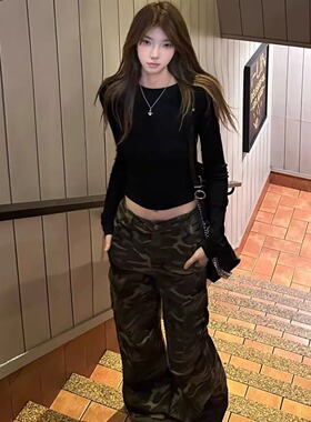 美式复古露脐短款长袖t恤女宽松设计感小众辣妹显瘦修身秋季上衣