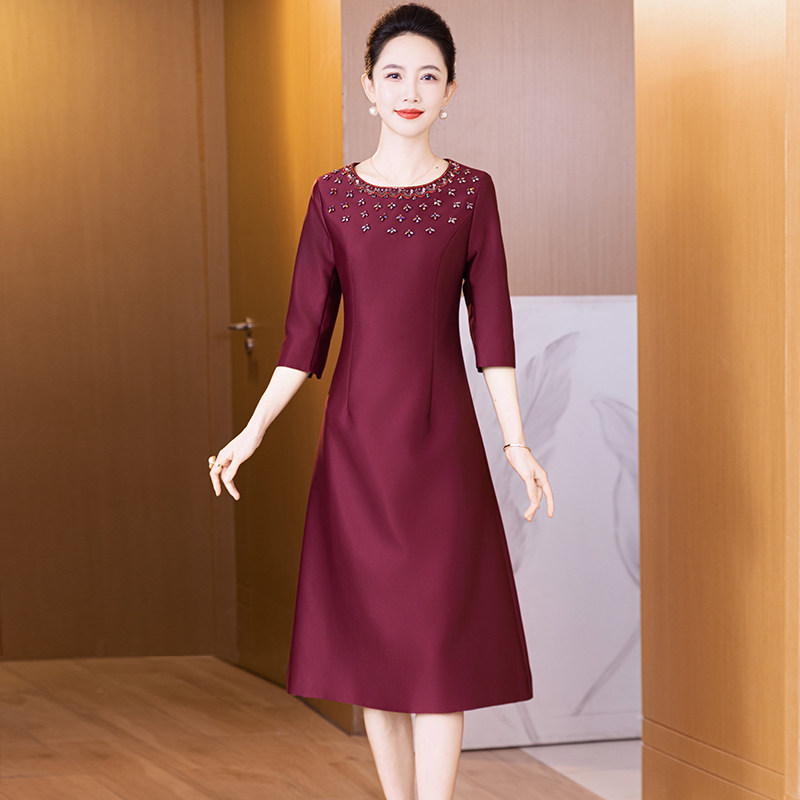 优雅大气喜婆婆婚宴装敬酒服结婚妈妈礼服镶钻圆领显瘦A字连衣裙