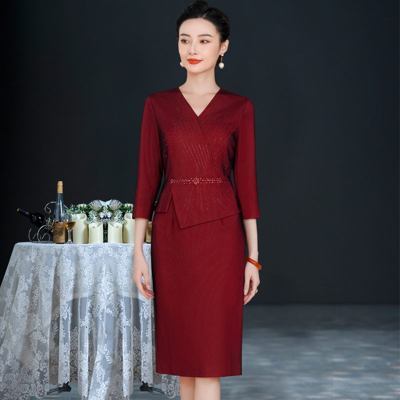 秋冬大码显瘦喜婆婆礼服连衣裙