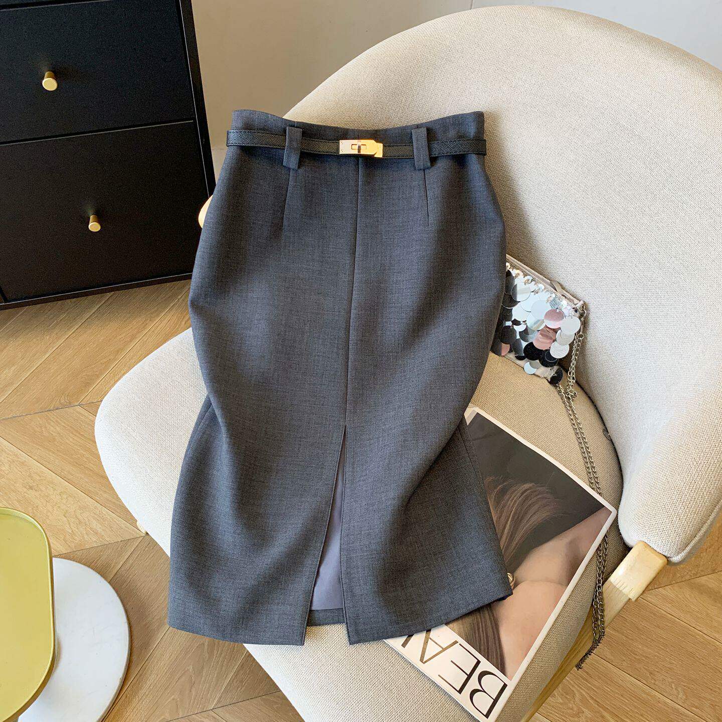 2026新款今年流行爆款巨好看包臀半身裙梨型身材遮胯显瘦职业半裙