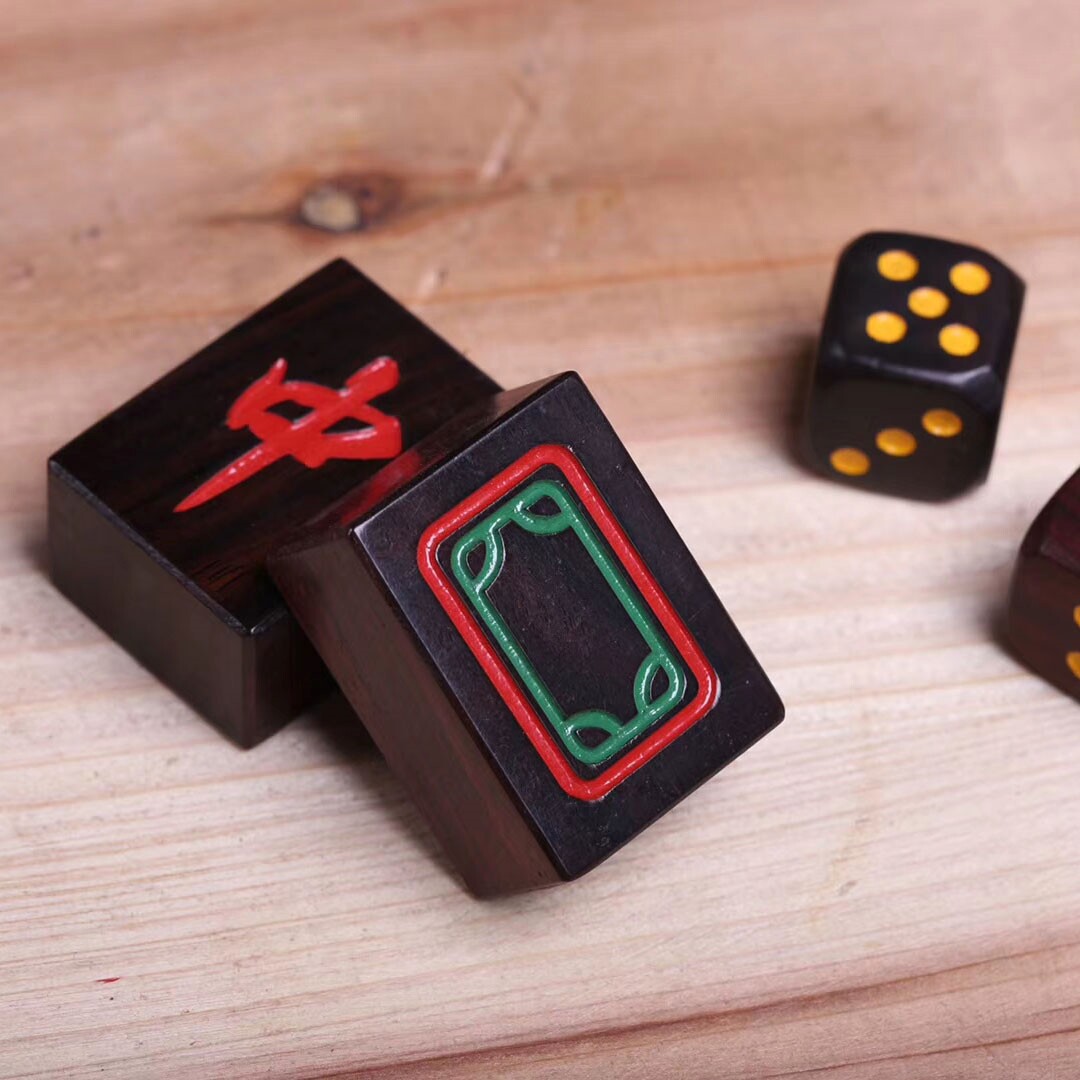 Mahjong Lobular red sandalwood household Large solid wood Mahjong Shuffling China Mahjong Upscale gift household在类目 Play mode/Anime/Periphery/cos/Board games , Chess/Board games , Mahjong/Pai Gow/Dice 中 - 来自Buy2taobao.com提供专业的淘宝代购服务