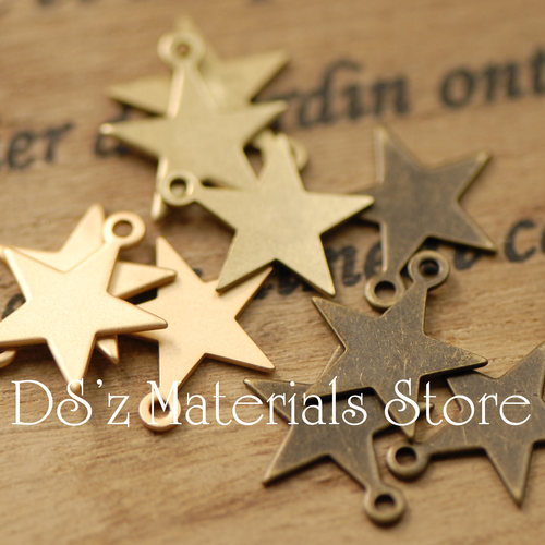 【DSz材料店】古铜色 黄铜 亚金 五角星  zakka配件 可批B4 F3