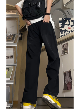 4Tra余庆伟的黑店油腻客GTLA韩版时尚博主穿搭直筒牛仔裤