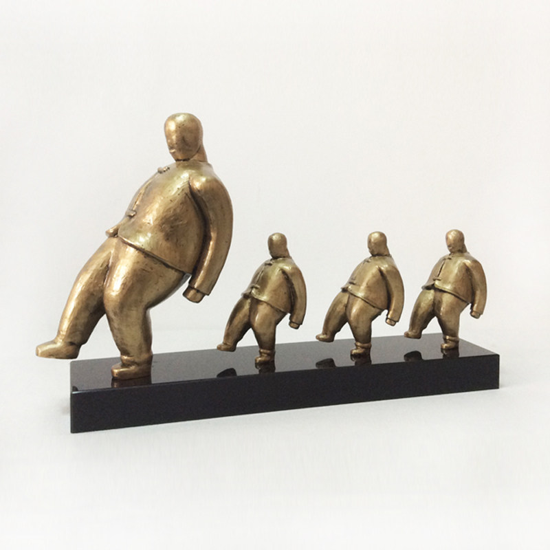 现代中式新古典家具桌面样板房抽象男创意人物趣味雕塑树脂摆件