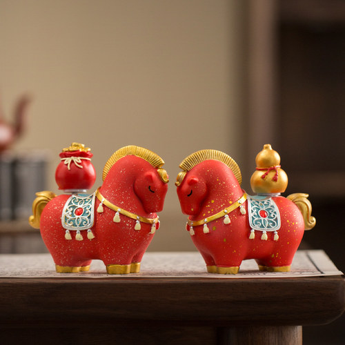 国潮马摆件工位桌面办公室茶桌茶宠装饰招财工艺品高级感生日礼物