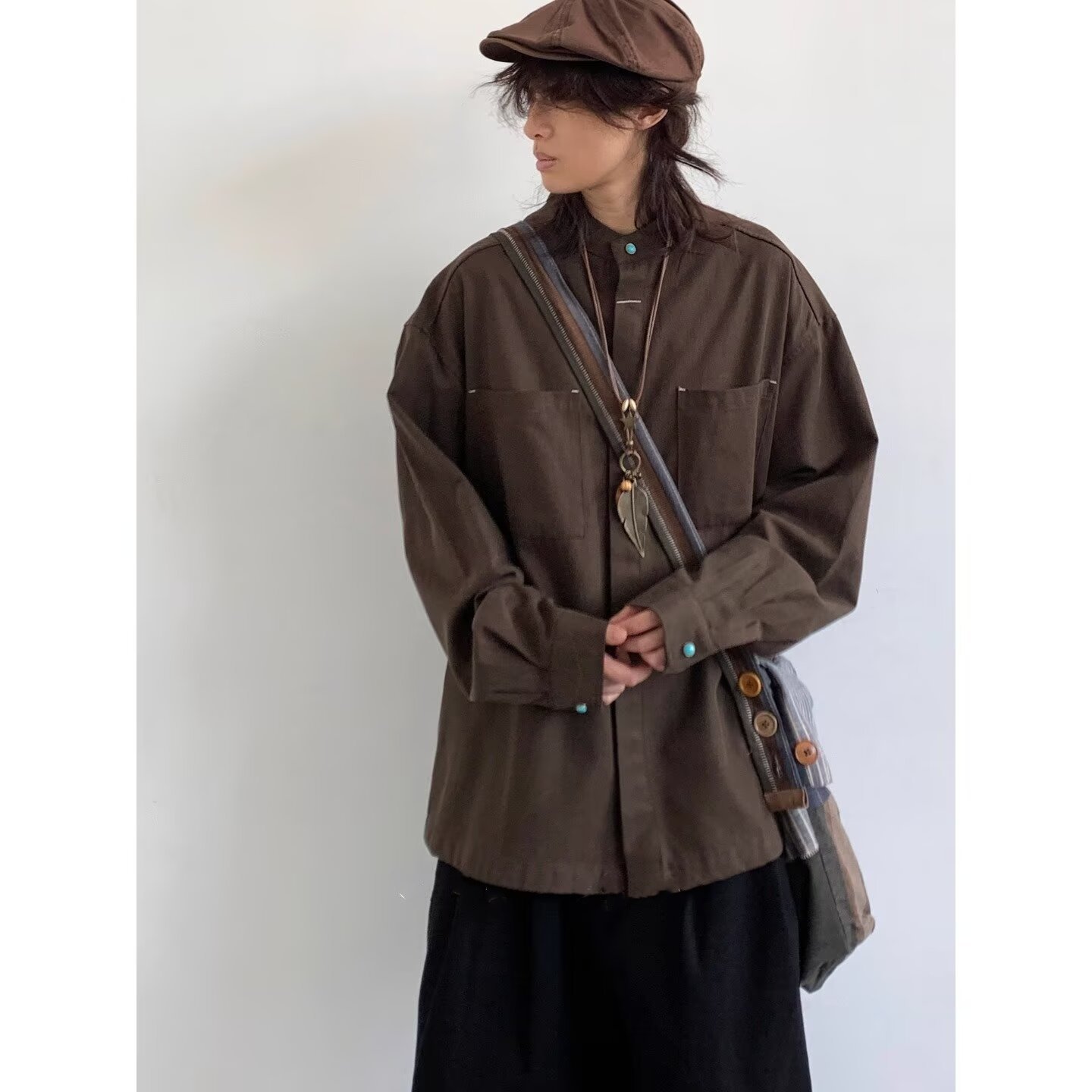 春秋季日系复古深棕色工装长袖衬衫男立领纽扣装饰宽松休闲衬衣