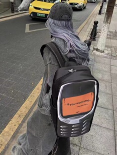 23ss 网恋高手恶搞诺基亚小众双肩包 “想我就打给我”标语pu皮书