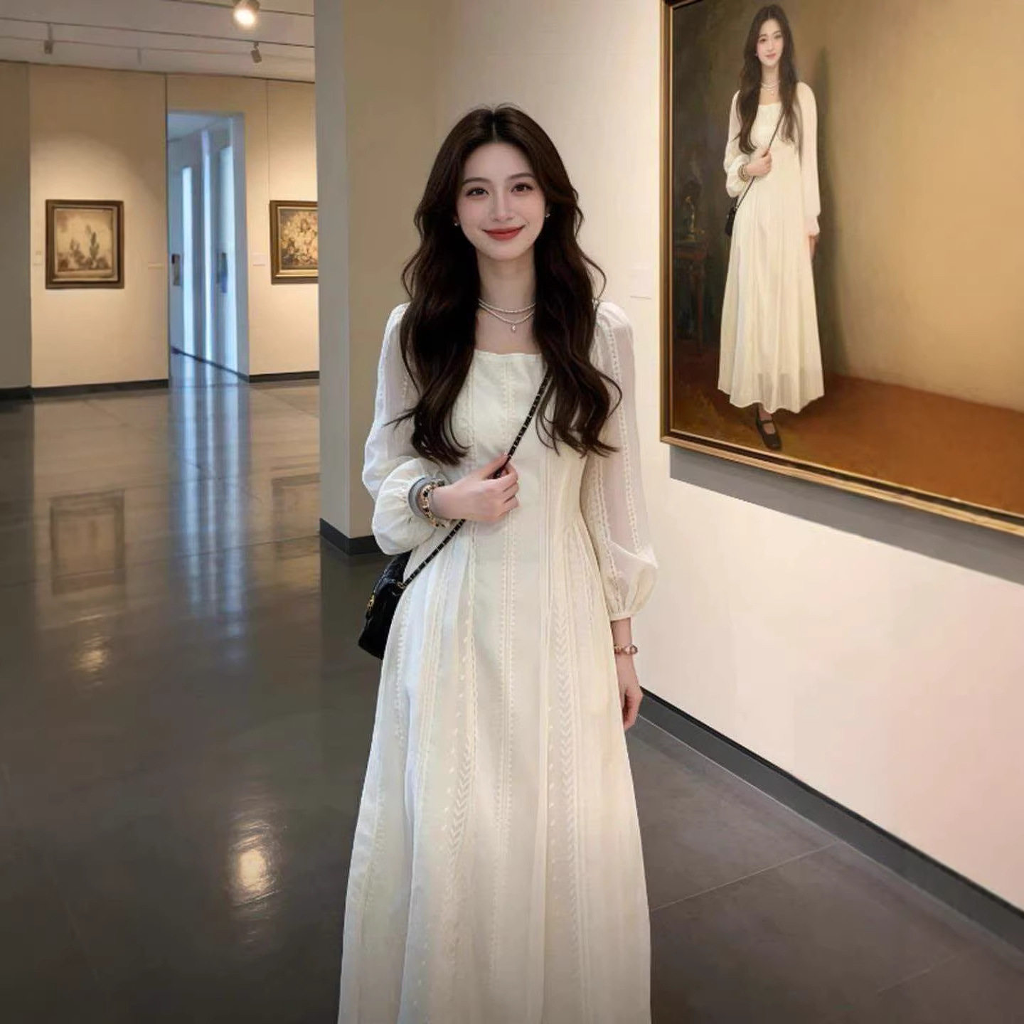 温柔风独特超好看仙女长裙法式穿搭小众减龄漂亮方领连衣裙26春季