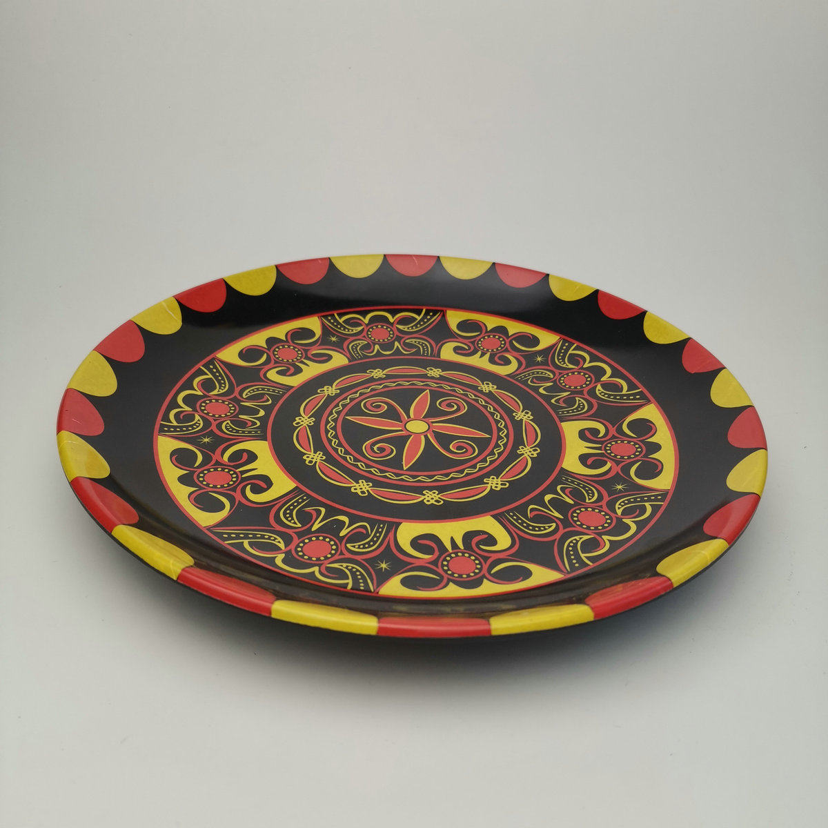 四川凉山彝族餐具盘子餐厅用塑料树脂印花民族图案盘子装饰品