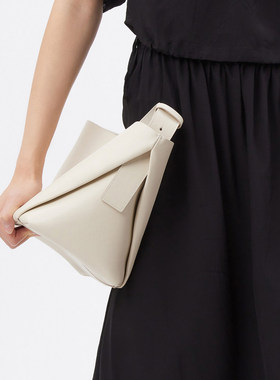 播背提包BPQ2BD7021奔涌的潮汐