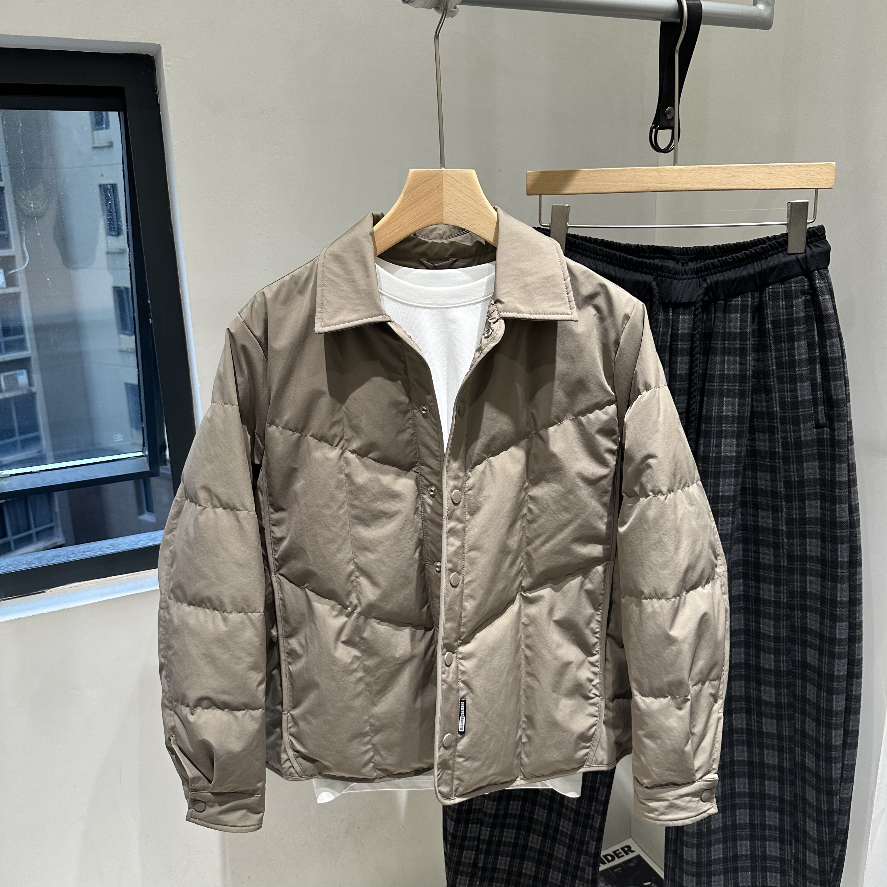 INTROVERT 韩版简约翻领轻薄羽绒服男时尚设计感加厚保暖鸭绒外套