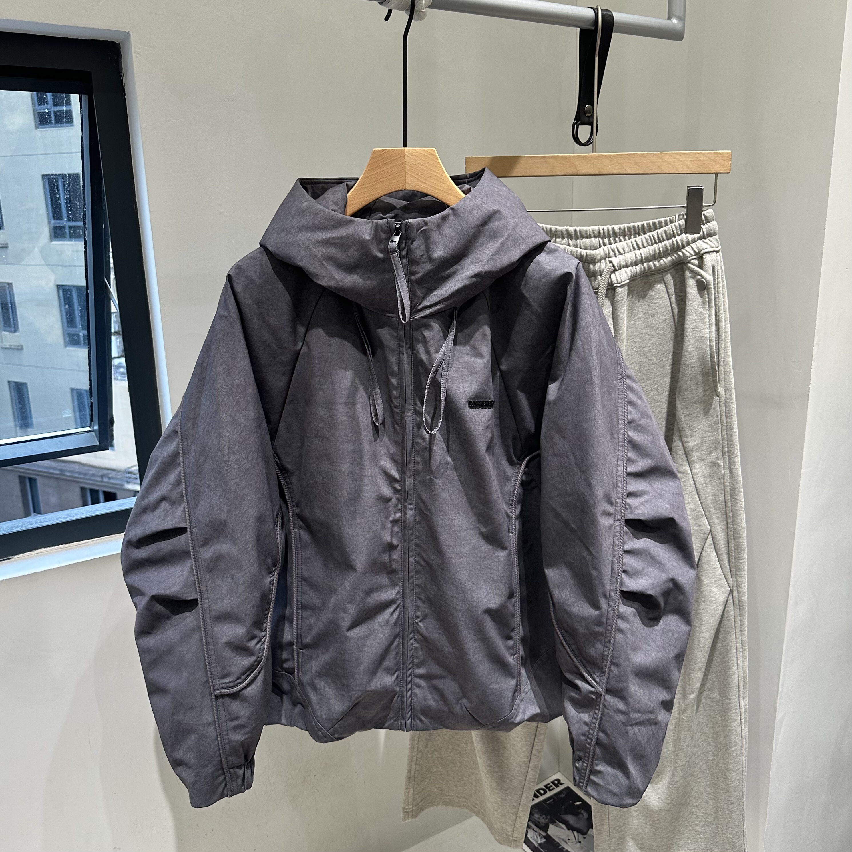 INTROVERT 户外风扎染连帽羽绒服男冬季加厚保暖白鸭绒面包服外套