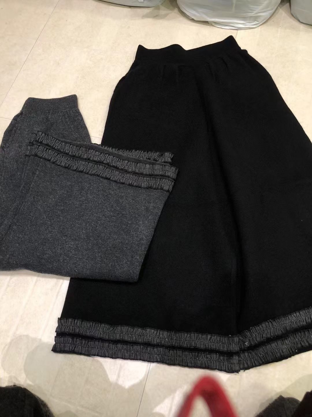 Mone 2025冬季新款韩系简约百搭松紧腰显瘦拼接蕾丝浣熊阔腿裤,女装/女士精品,大码套装,淘宝优惠券,粉丝福利购,淘宝优惠卷