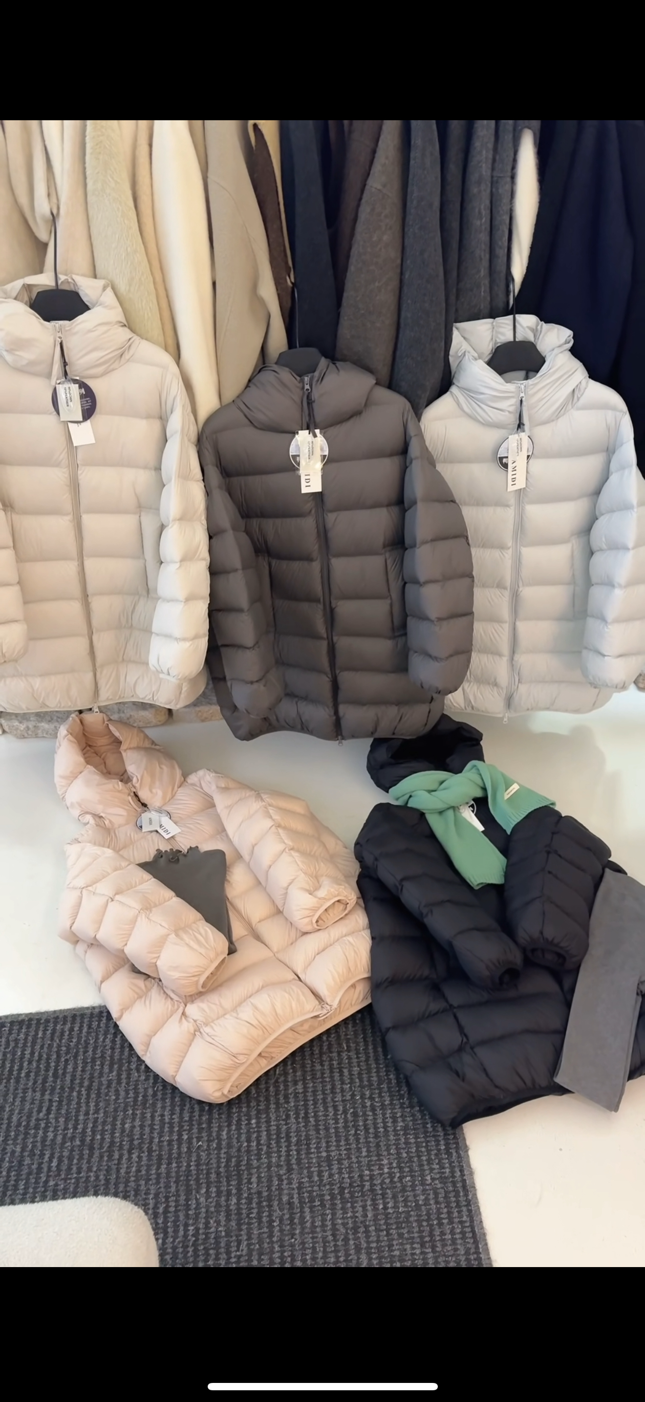 AMIDI 正品2025冬季新款韩系简约百搭连帽中长款羽绒服