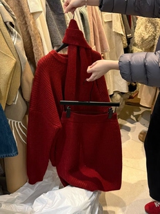 韩系简约百搭圆领浣熊羊驼 新款 配围巾三件套 2025冬季 Mone