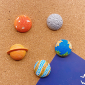 5个星球图钉创意航天宇宙软木板毛毡照片墙装 饰按钉幼儿园工字钉