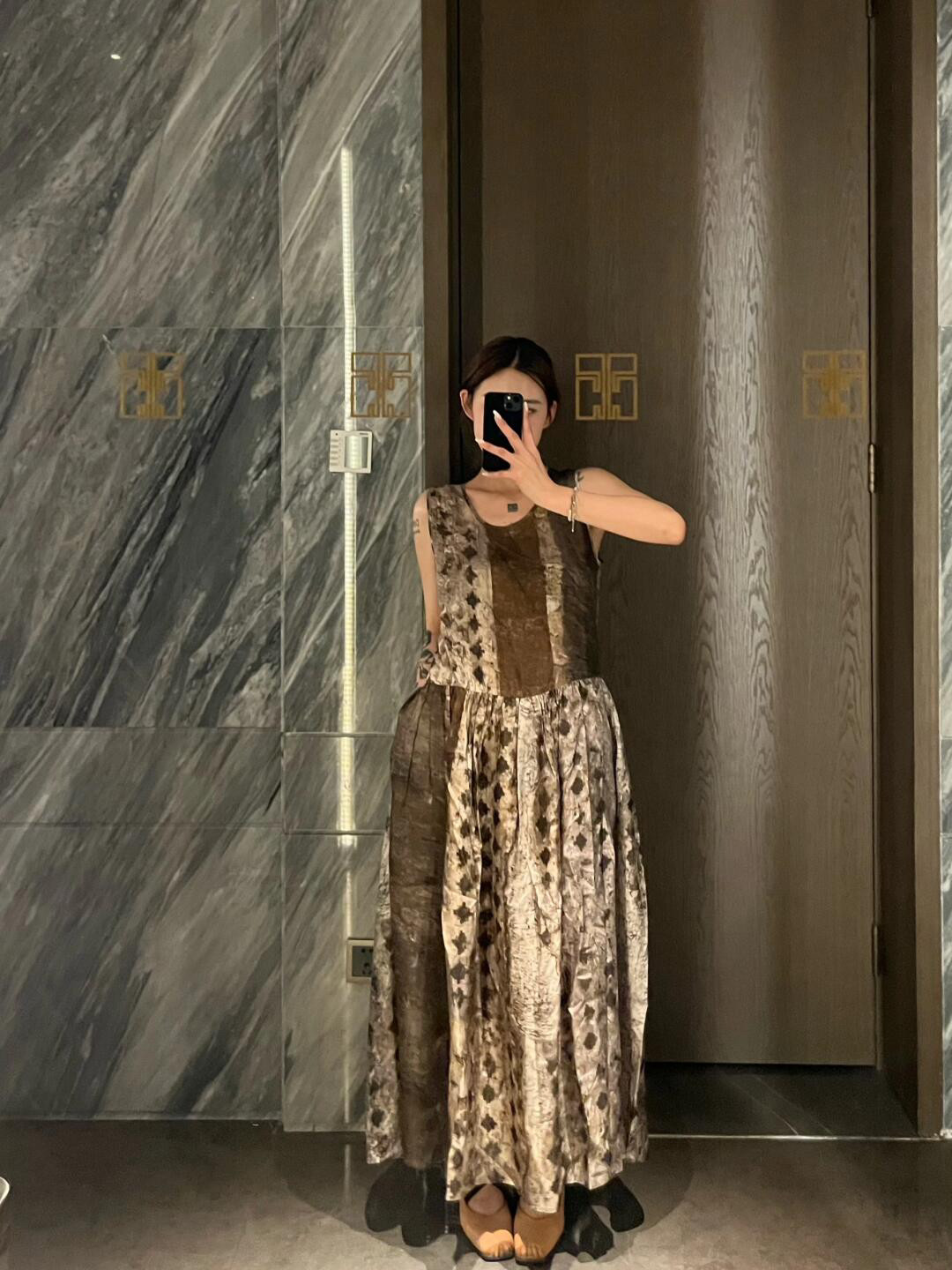 UMASTAND·庞贝古城印花背心裙 进口铜氨丝面料