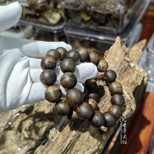 柬埔寨菩萨奇九分沉水16mm老料沉香手串佛珠手链花蜜凉甜棋韵浓郁