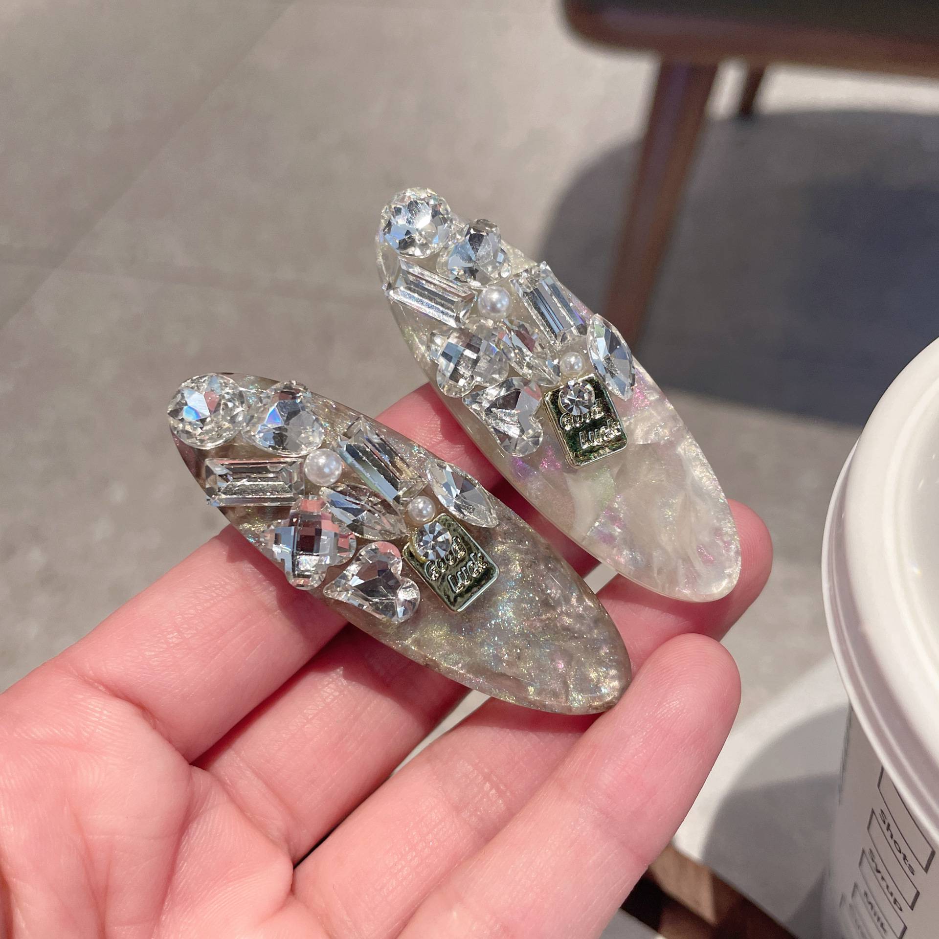 高级感重工水晶爱心发夹醋酸