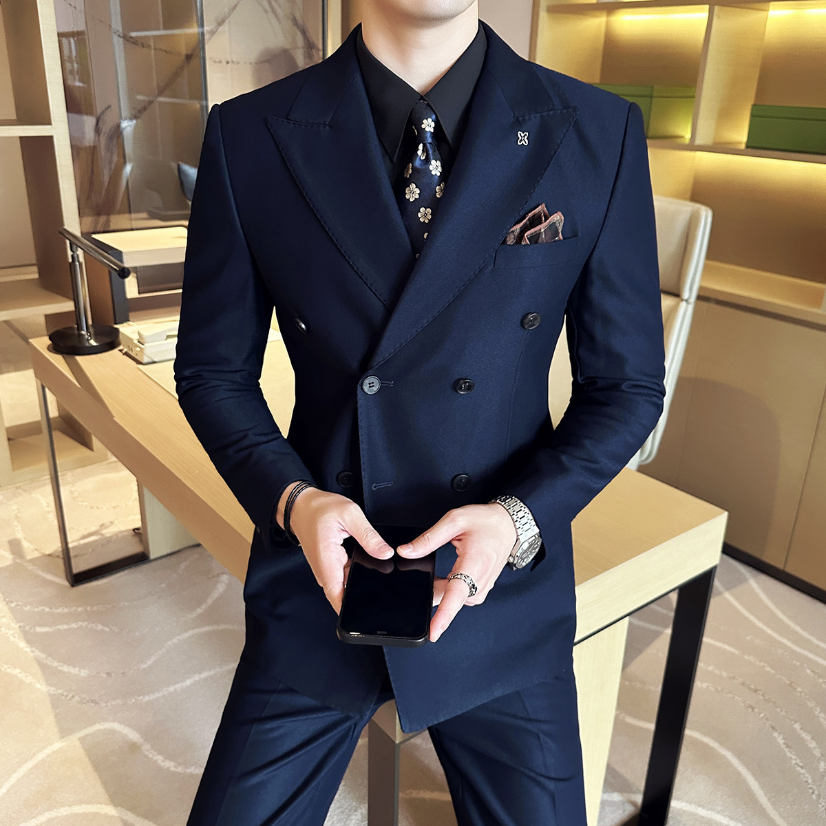 23新款男士英伦风双排扣尖领西装多色商务三件套装咖SJT315-P295,男装西服套装,电商A407