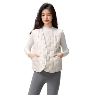 雪中飞2026春秋新款女士短款V领羽绒马甲编织格设计休闲居家温柔