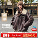 雪中飞2025冬新款 精致高端大翻领 女士设计皮衣感羽绒服百变风格