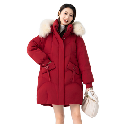 羽绒服雪中飞狐狸毛领红色连帽